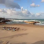 Sol 24 أوريويلا